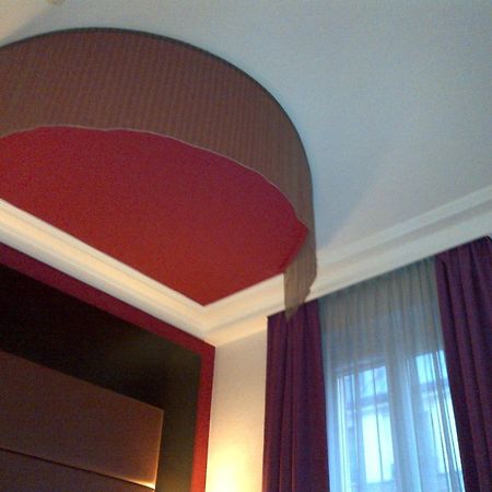 Ibis Styles Paris Pigalle Montmartre Exterior photo