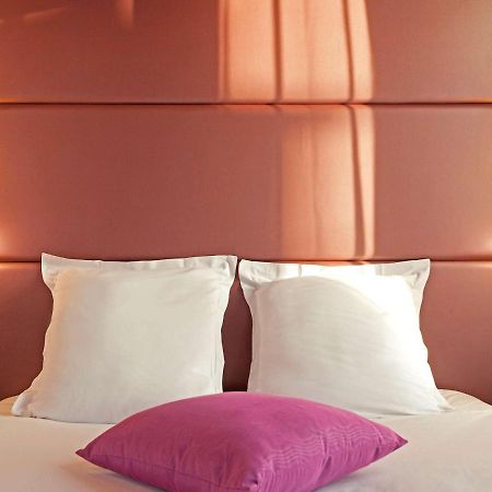 Ibis Styles Paris Pigalle Montmartre Exterior photo