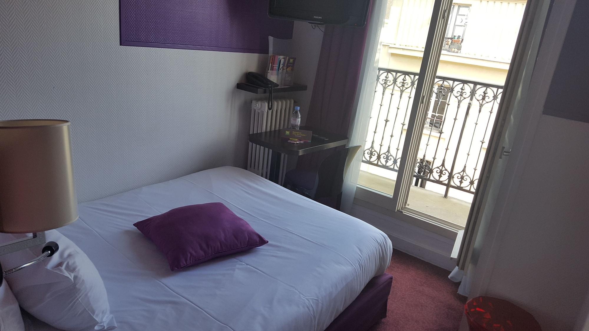 Ibis Styles Paris Pigalle Montmartre Exterior photo