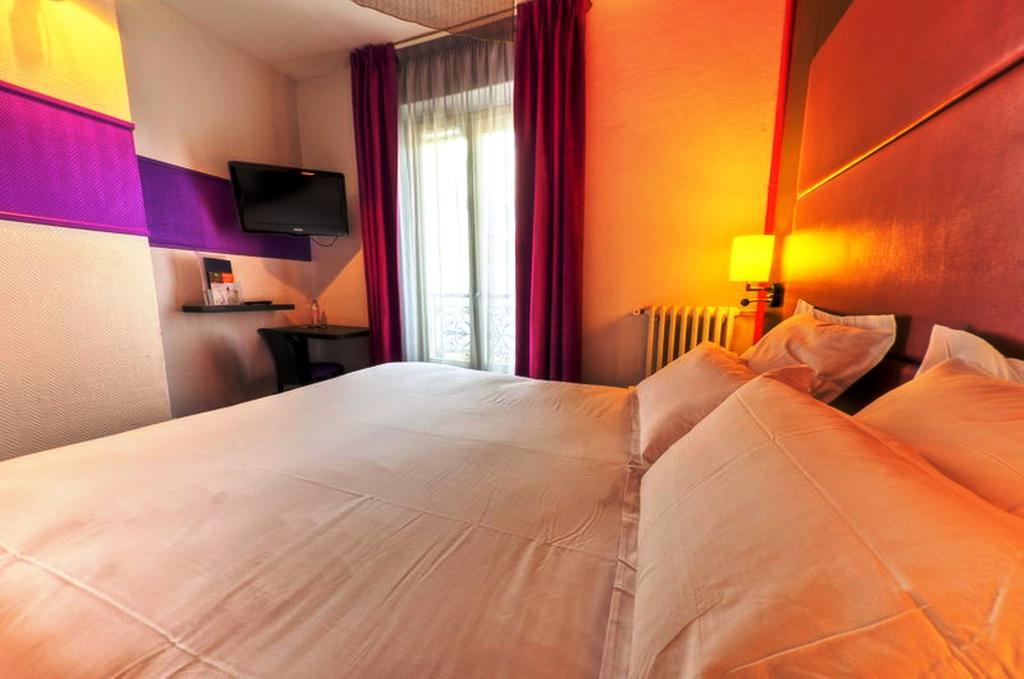 Ibis Styles Paris Pigalle Montmartre Exterior photo