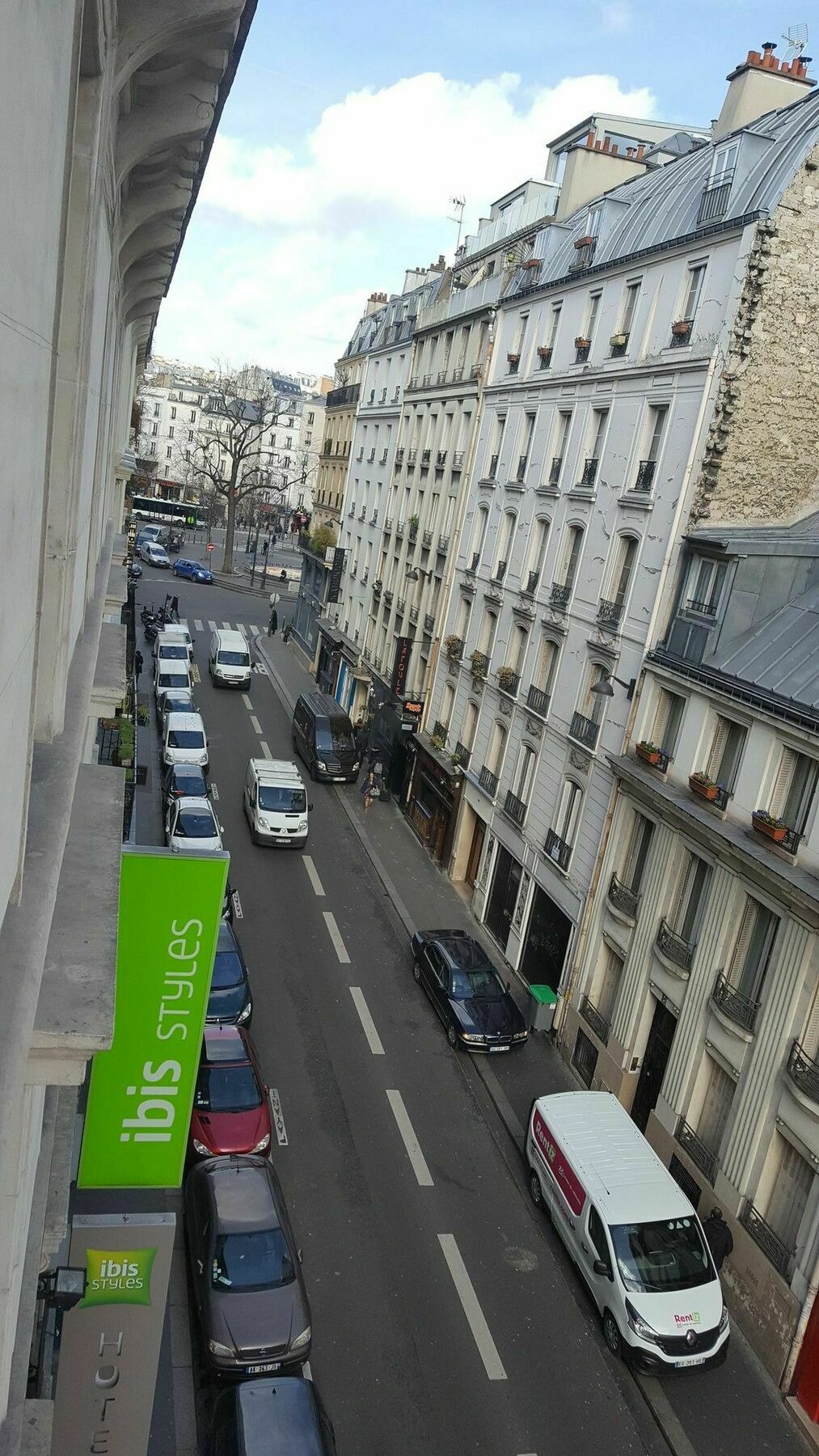 Ibis Styles Paris Pigalle Montmartre Exterior photo